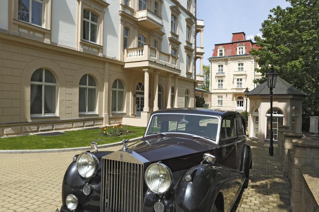 Bristol Kralovska Vila Карлови Вари Екстериор снимка