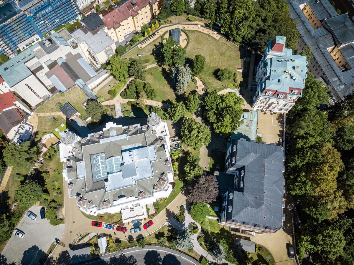 Bristol Kralovska Vila Карлови Вари Екстериор снимка