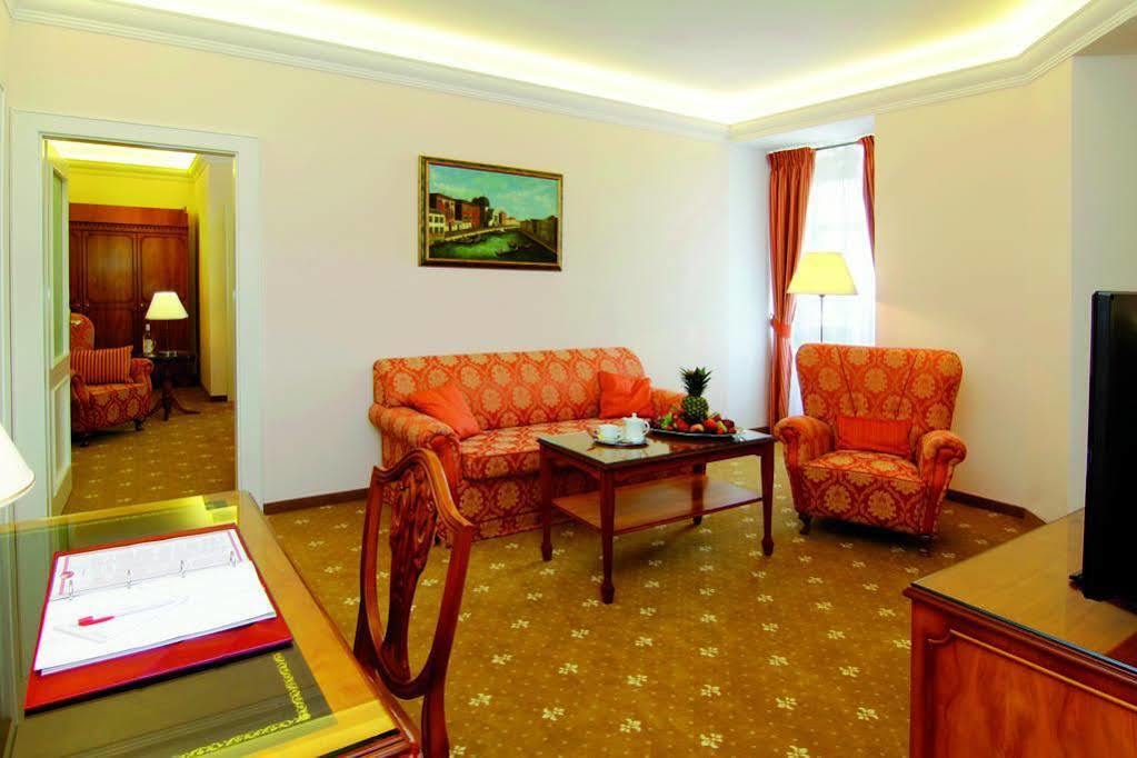 Bristol Kralovska Vila Карлови Вари Екстериор снимка